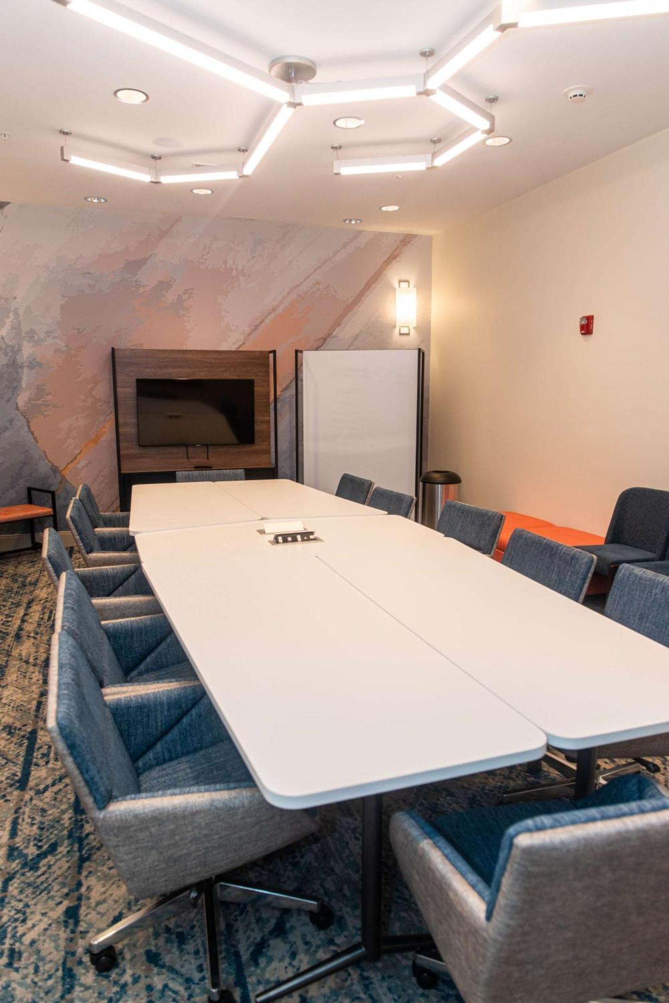 Hilton Garden Inn Mattoon, Il Dış mekan fotoğraf