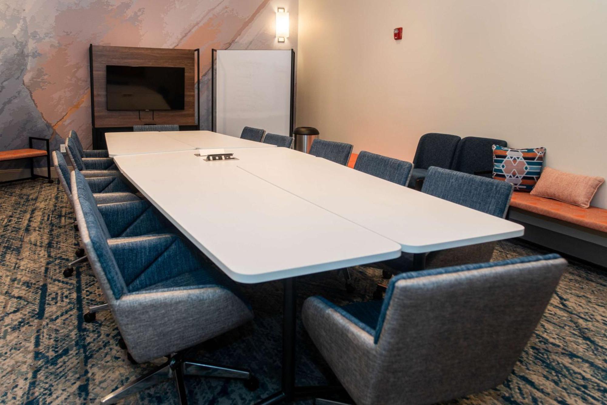Hilton Garden Inn Mattoon, Il Dış mekan fotoğraf